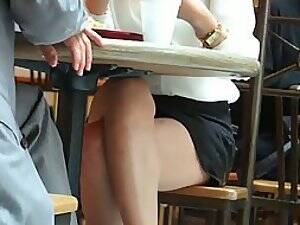 crossed legs upskirt spy cam - crossed legs Voyeur Videos