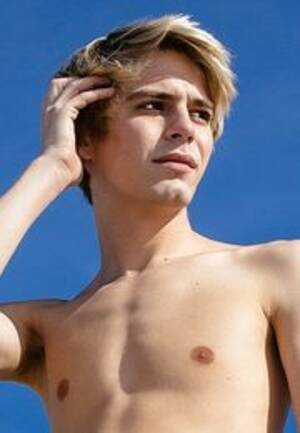 Kyle Ross Gay Porn Suits - Kyle Ross's Gay porn model