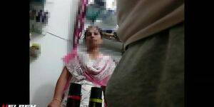 flash indian porn - bluge flash to indian aunty - Tnaflix.com