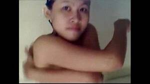Khmer Shower Sex - Khmer girlfrend shower - XVIDEOS.COM
