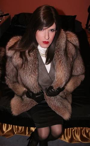 crossdresser shemale fur coat - Dropbox - 71.jpg