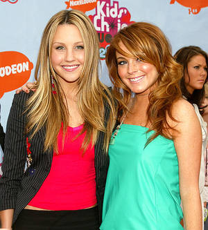 Amanda Bynes Jennie Garth Porn - Teen Queens