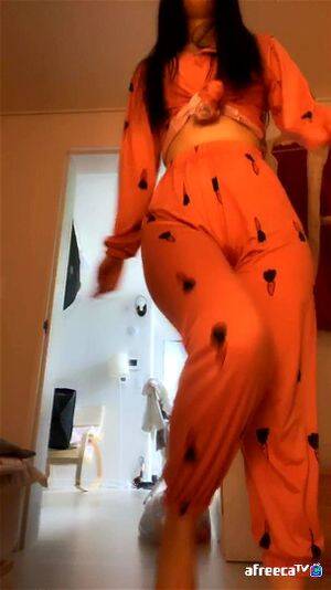 asian dance wet - Watch kr wet dancing - Dance, Kr Girl, Asian Porn - SpankBang