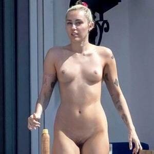 Miley Cyrus Porn - Miley Cyrus Nude Photos & Naked Sex Videos