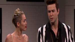 Miley Cyrus Backstage Sex Tape - SNL': Miley Cyrus Mocks VMAs Performance (Video)