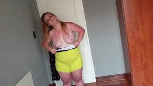 chubby fat chicks porn - Fat girl playing dress up by trying on different dresses - XVIDEOS.COM