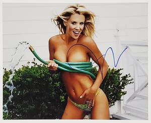 Jenny Mccarthy Oop Sex Tape - JENNY MCCARTHY SIGNED 8X10 PHOTOGRAPH W/COA MTV SEXY MODEL PLAYBOY | eBay