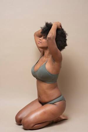 fatty posing nude - Fat African Women Nude Images - Free Download on Freepik