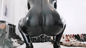 amateur latex catsuit - Latex Catsuit XXX Videos & Porn Movies áˆ PRETTYPORN.COM