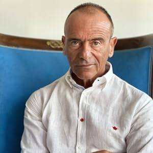 Alberto Lugli Porn - Il giallo del nano della stazione eBook : Lugli, Massimo: Amazon.it: Libri