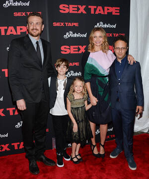 Cameron Diaz Porn Ass - Sex Tape': Cameron Diaz on Baring Her Butt, Spicing Up Love and  Comprehending the Cloud â€“ The Hollywood Reporter