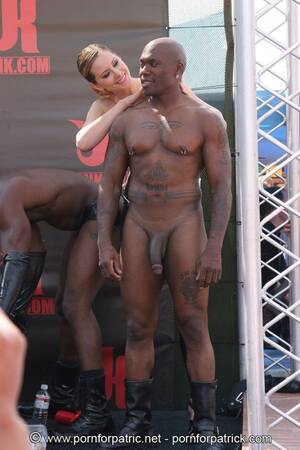 fat dick public - Big Penis In Public - Sexdicted