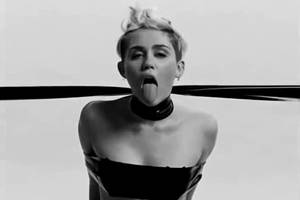 Miley Cyrus Porn Festival - Miley Cyrus' Semi-NSFW Tour Projection to Screen at NYC Porn Film Festival
