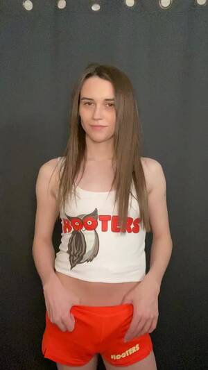 hotters worker shemale - The femboy hooters experience