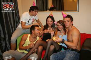 drunk party student - Drunk students perform restroom anal fuck - studentsexparties.com