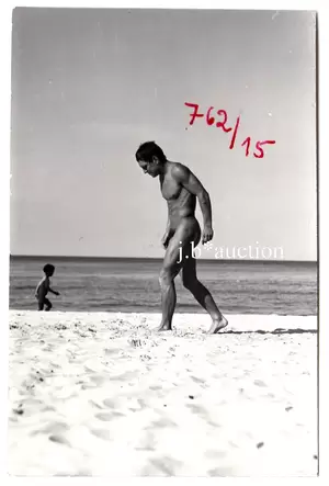 amateur french nudist beach exhibitionist - Nudismus NACKTES STRANDLEBEN / AT NUDE BEACH * 60s STEGE Musterfoto /  Vintage | eBay