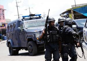 Kingston Jamaica Slum Porn - 30 killed in gunbattles in Jamaican slums | News | oleantimesherald.com