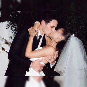 Ariana Grande Panties Porn Caption - dalton gomez: Straight out of a fairytale: A look inside Ariana Grande &  Dalton Gomez' intimate wedding ceremony - The Economic Times