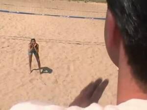 lily thai beach sex - Lily Thai Gets A Mouth Full On The Beach : XXXBunker.com Porn Tube