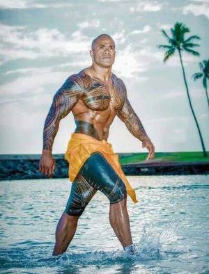 Male Pacific Islander Porn - Samoan Pe'a tattoo covers just above the bellybutton to just below the  knees.
