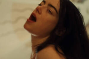 Emma Stone Porn Tape - Emma Stone's 'Poor Things' Sex Scenes Were â€œA Very Important Part of Her  Journey,â€ According To Director Yorgos Lanthimos | Decider