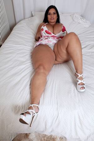 Mature Chubby Milf Porn - Chubby MILF Fuck Porn Pics - PornPics.com