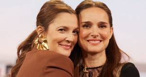 Natalie Portman Pee Porn - Drew Barrymore, Natalie Portman Joke About On-Screen Nudity | HuffPost UK  Entertainment