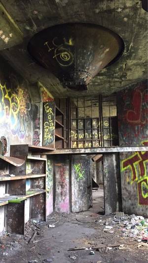 Abandonment Porn - Abandoned Porn - Abandoned Grain Silo in Buffalo, New York.