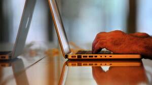 German Abuse Porn - Combating Child Abuse on the Web: Germany Resists EU Plans to Block Child  Porn Sites - DER SPIEGEL