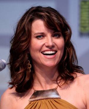 lucy lawless - Top 10 Facts about Lucy Lawless - Discover Walks Blog