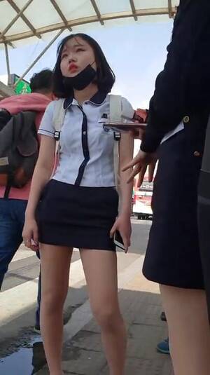 korean public upskirt - Korean upskirt - video 201 - ThisVid.com