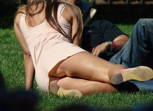 hidden camera upskirt at park - voyeur-park-upskirts.jpg (1059Ã—768) Â· Public UpskirtsHidden Camera