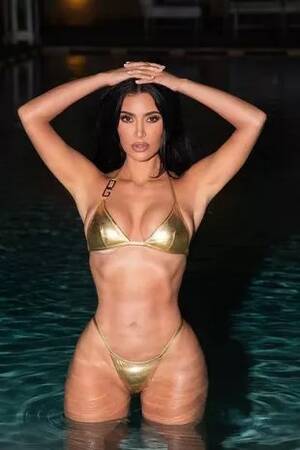 Kim Kardashian Porn Captions Mom - Kim Kardashian hit with cruel jibes about sex tape past as she poses in  bikini - Mirror Online