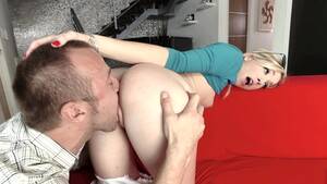 eat her ass - Zoe Parker has him eat her twat and ass hole - Porn Movies - 3Movs