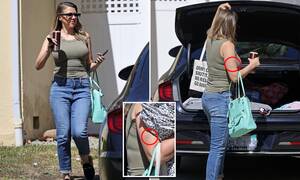 jodie sweetin upskirt - Bruised Full House star Jodie Sweetin is seen for the first time since  being shoved by LAPD | Daily Mail Online