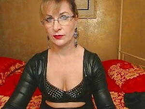 Mature Stripping Porn - Free Mature Strip Porn Videos (4,011) - Tubesafari.com