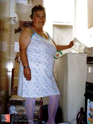 Columbian Grandma Porn - Colombian granny Bell (fourth set)