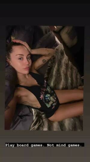 Miley Cyrus Hot Blonde Pussy - Miley Cyrus flashes sideboob in braless snap as she promotes 'self sex' -  Daily Star