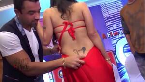 bollywood celebrity uncensored - Bollywood Celebrities Weird Moments Caught On Camera - XVIDEOS.COM