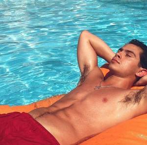 Jake T. Austin Porn Gallery - jake-t-austin-1446593697.jpg (540Ã—532)