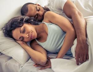 home sleeping sex - How Is Sleep Different For Men and Women? | Sleep Foundation
