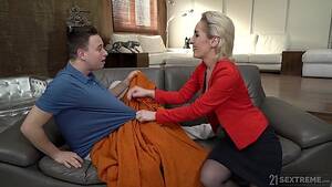 Men Eating Mature Pussy - hairy mature pussy licking - Gosexpod - free tube porn videos