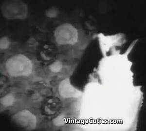 1920s Wrestling Porn - Female Wrestling as Foreplay (1920s Vintage) - Lesbian Porn Videos