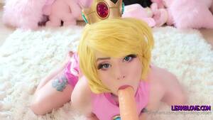 Gold Princess Peach - GoldenGoddess - Princess Peach - Leakslove