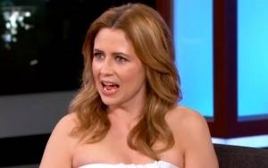 Jenna Fischer Office Porn Captions - Jenna Fischer Wears Towel on 'Jimmy Kimmel Live!' Due to Wardrobe  Malfunction