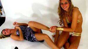 laura tickle - Watch Laura tickles and licks Marinkas feet - Feet, Feet Worship, Fetish  Porn - SpankBang