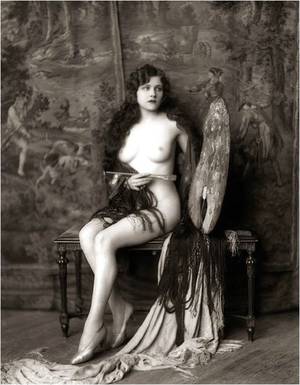 implied nude vintage galleries - Naomi Johnson