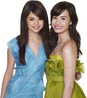 Demi Lovato And Selena Gomez Lesbian - Demi lovato and Selena gomez Wallpapers | Videos | Fashion | World News |  Gadgets | Hollywood News | Selena gomez outfits, Demi lovato, Demi lovato  pictures