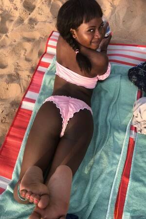 black petite ebony - Petite Black Nude Pics Galleries, XXX Photos - NakedPics
