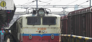 electric train - Have India's Free Wi-Fi Train Stations Become Bastions Of Porn? |  TravelPulse